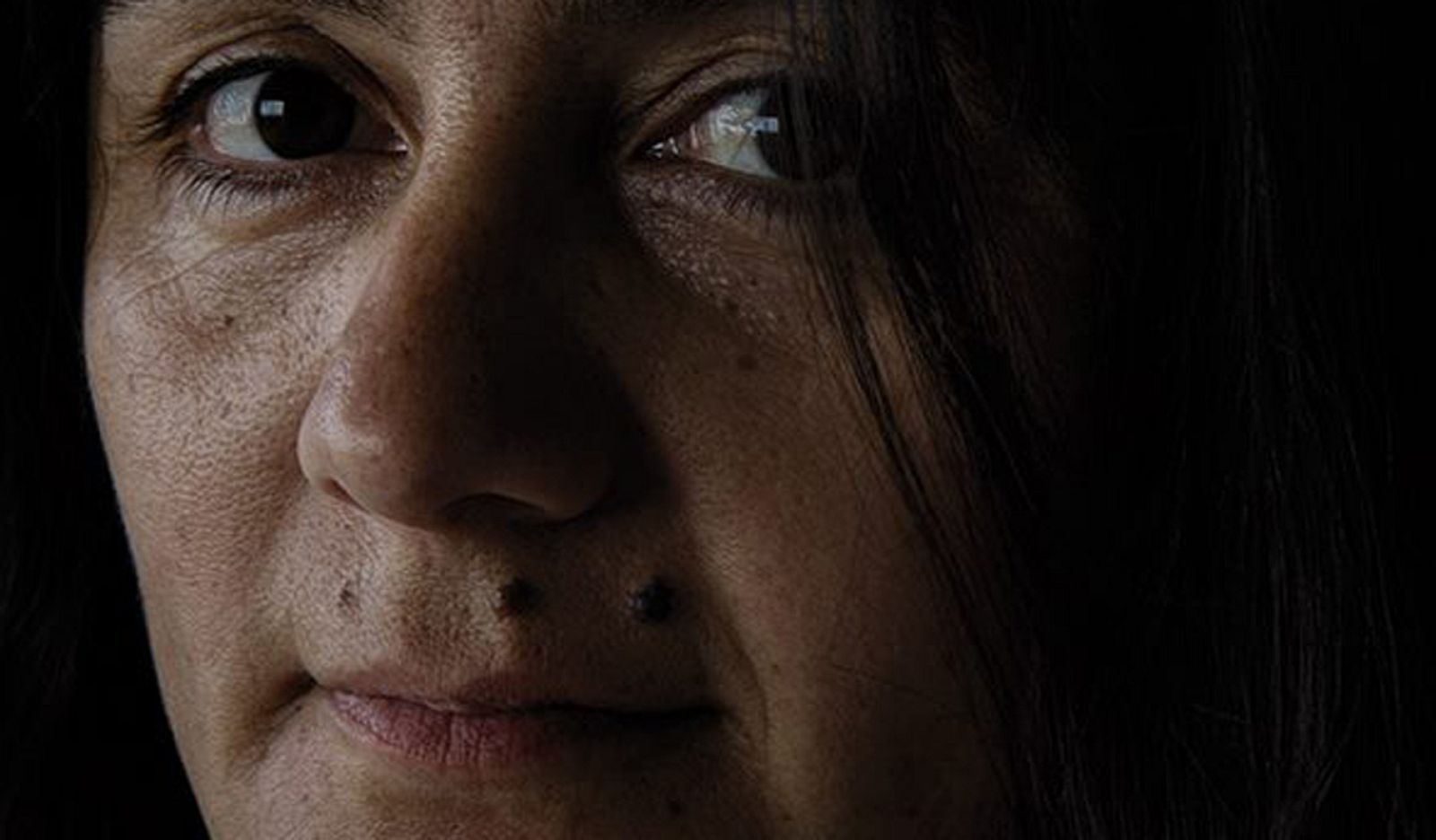 Tráiler del documental 'Around them'