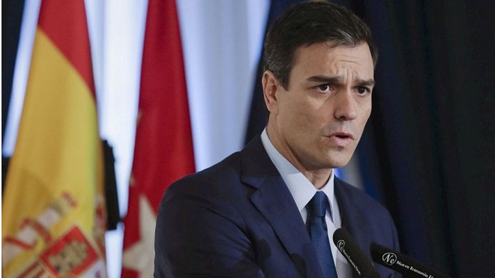 Telediario 1 - Sánchez reclama a Rajoy que aclare su posición ante una hipotética intervención militar contra el Estado Islámico
