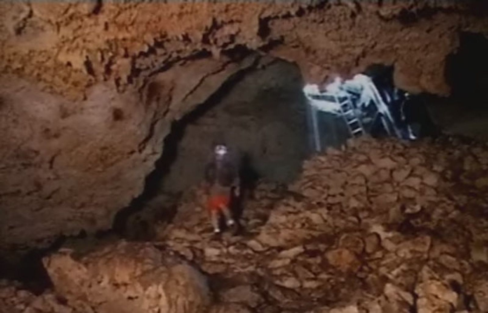 Descenso al infierno de los mayas | Ver