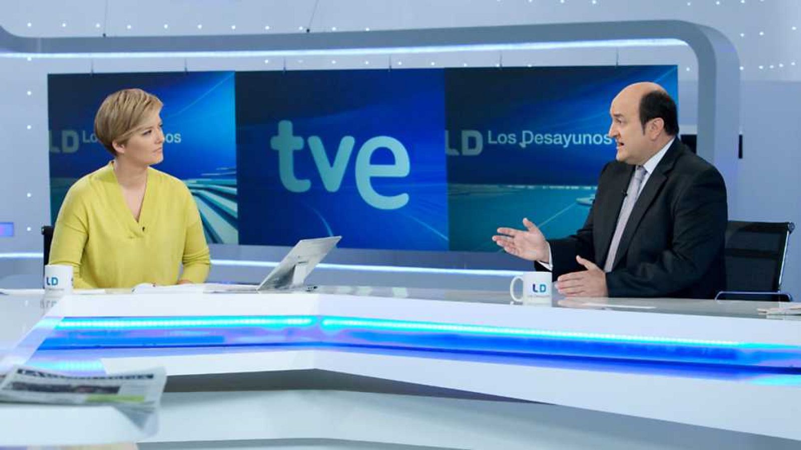 Los desayunos de TVE - Andoni Ortuzar y  Ives Saint-Geours - ver ahora