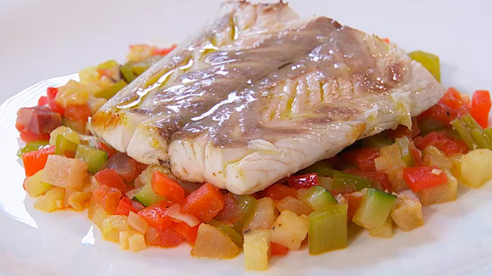 Receta de pisto con miel y corvina