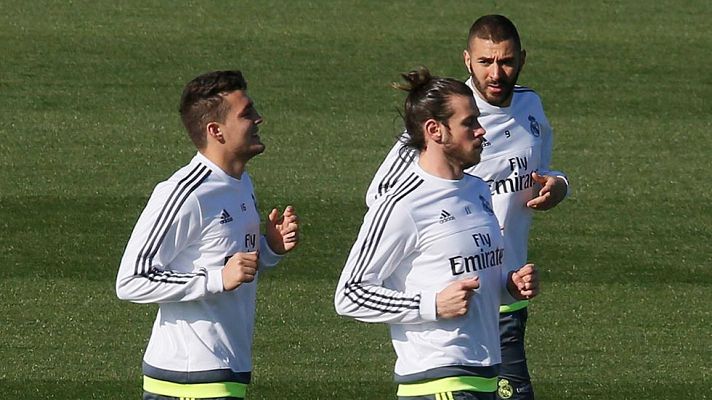 Telediario 1 - El Real Madrid recupera todos sus hombres para el clásico