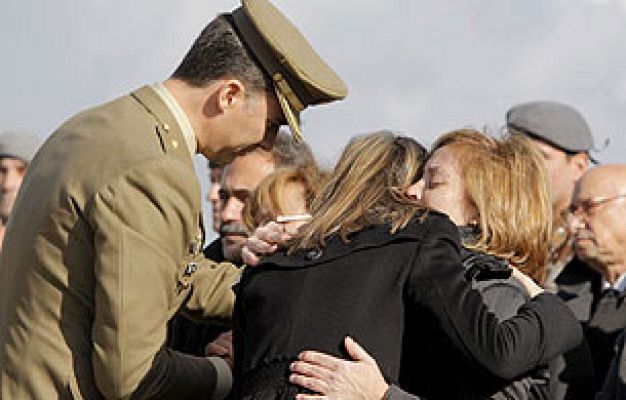  - Funeral por los 2 soldados