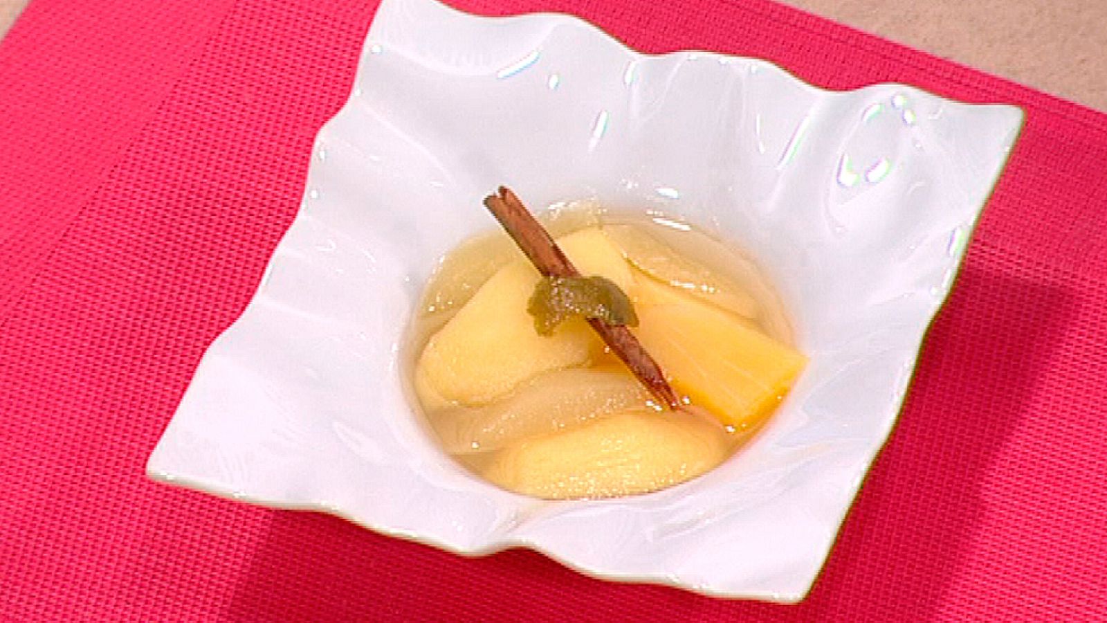 Compota de fruta a la canela