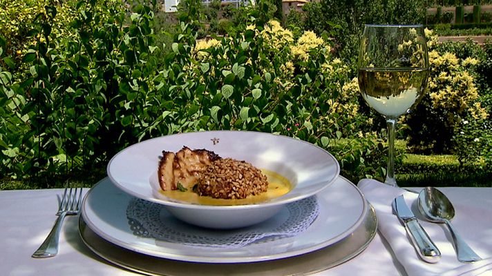RTVE Cocina - Sopa de albóndigas con hierbabuena
