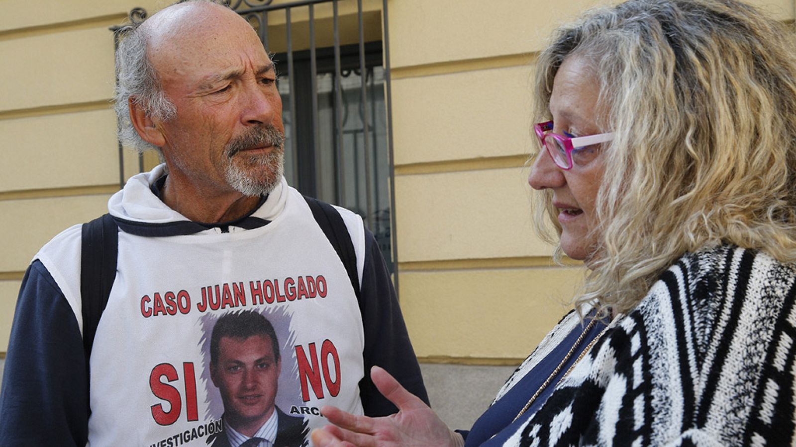 Una huella permite reabrir el caso del Padre Coraje