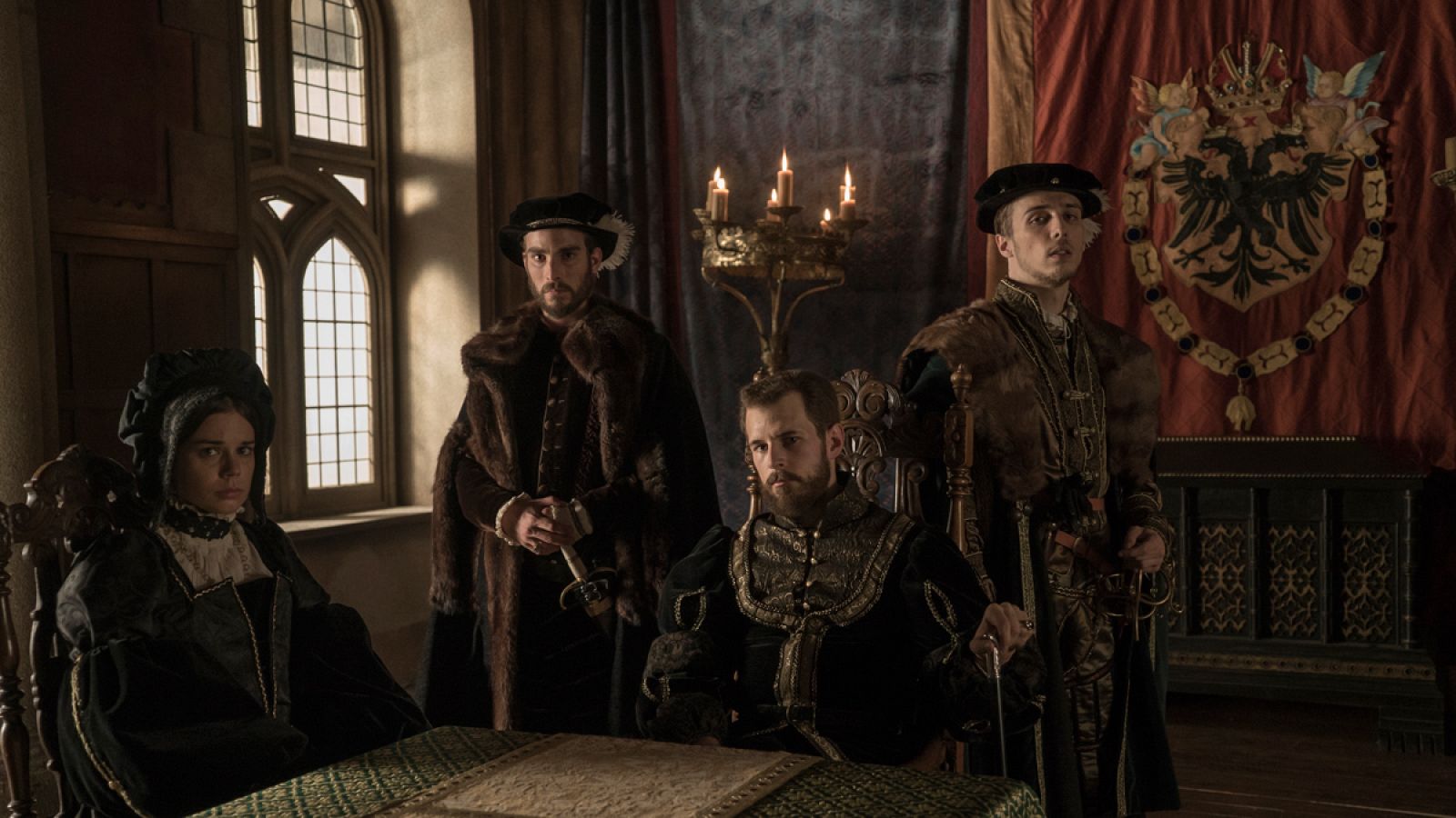 Carlos, Rey Emperador - El emperador vuelve después de las Navidades - El mundo de Carlos | Ver