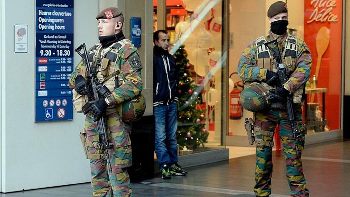 Telediario 1 - Reabren los colegios y universidades de Bruselas