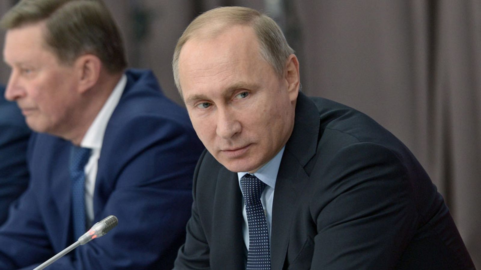 Telediario 1 en cuatro minutos - 25/11/15