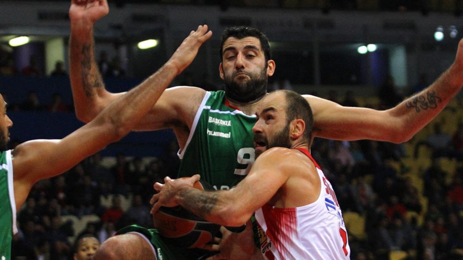 Olympiacos 59-52 Laboral Kutxa - Baloncesto en RTVE | Ver