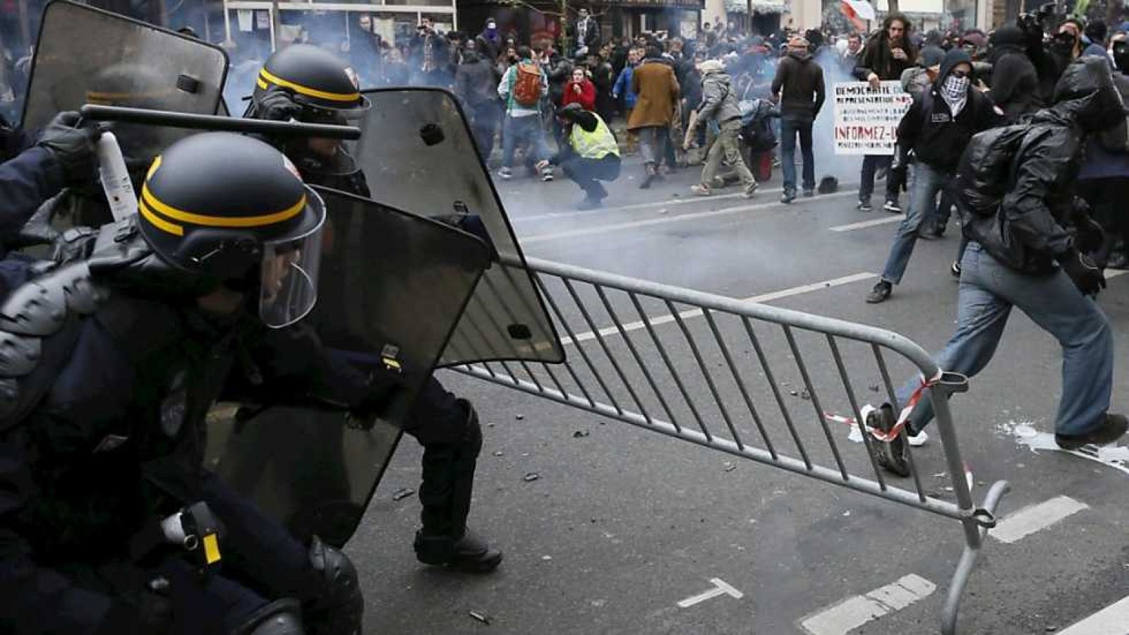 Telediario - 21 horas - 29/11/15 - ver ahora