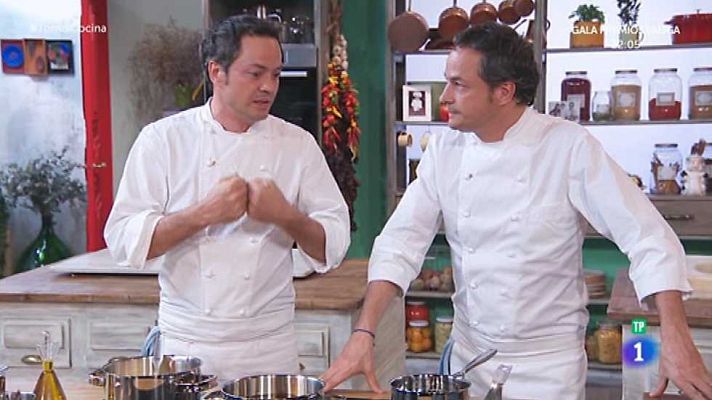 Torres en la cocina - Limpieza de nevera