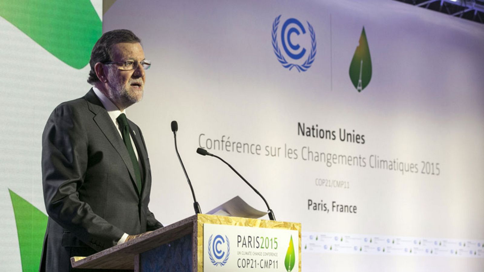 Rajoy defiende que debatirá como se ha hecho hasta ahora, únicamente con el líder la oposición