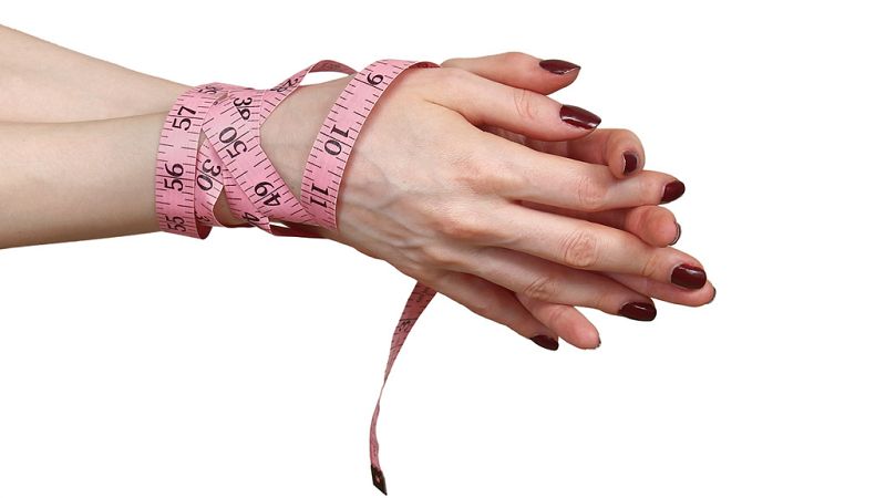 Los trastornos alimentarios se inician cada vez antes, entre los 13 y 14 años