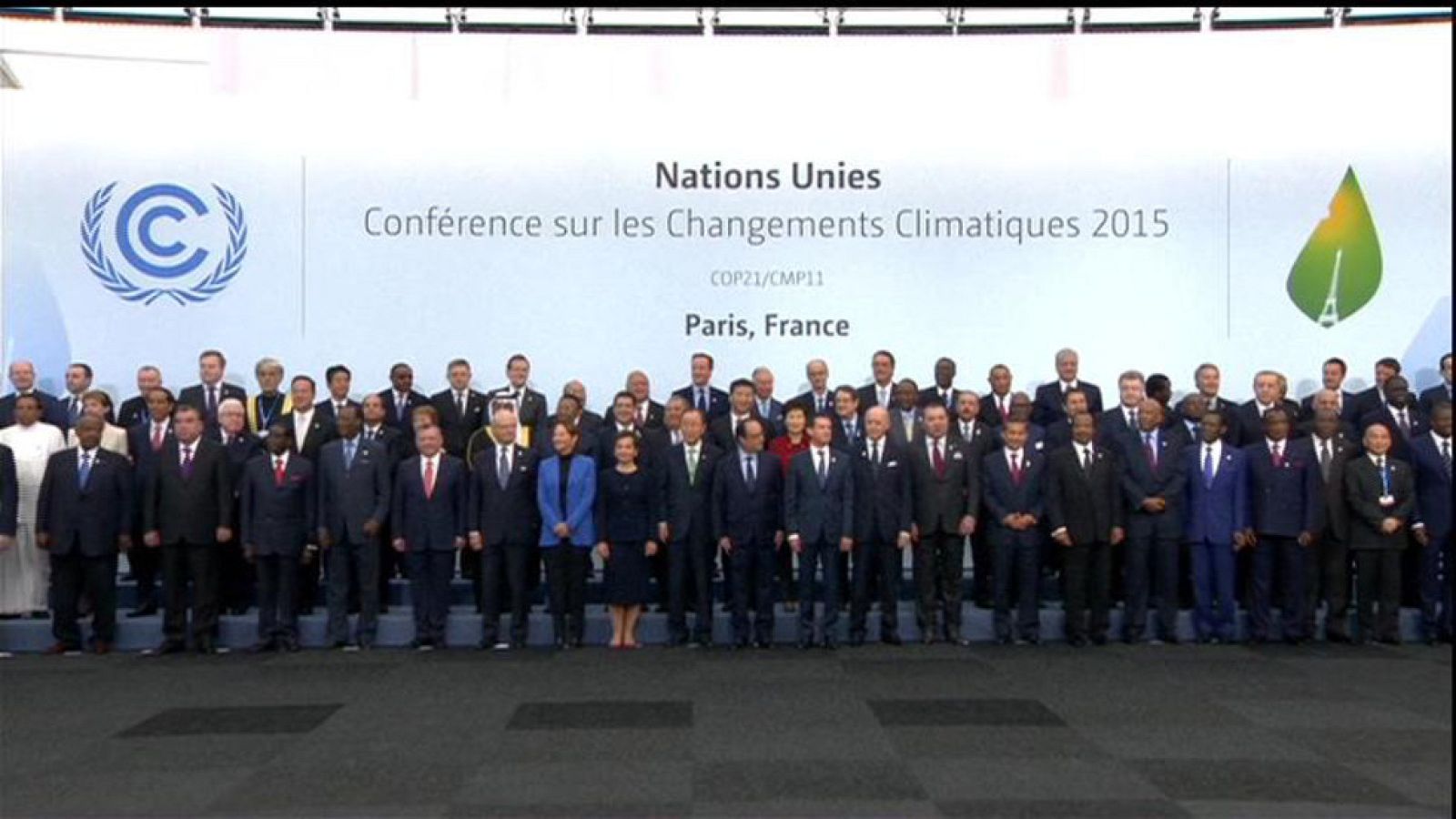 Vespre a La 2 - Informatiu - 30/11/2015