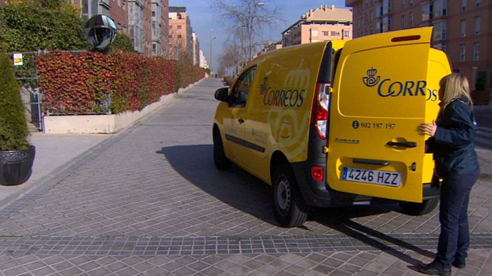 Telediario 1 - Correos cumple 300 años adaptándose a los nuevos tiempos