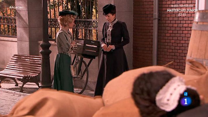 Acacias 38 - Úrsula le habla a Cayetana de Félix