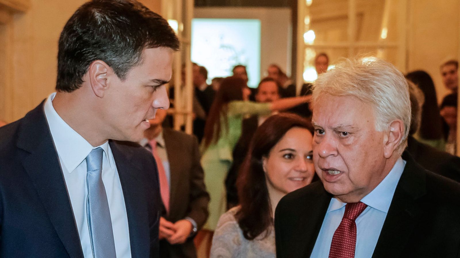 Sánchez dice que visto el "desplome" de Podemos, solo el PSOE "puede ganar a las dos derechas" - Informativo 24h | Ver