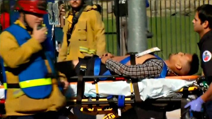  - Al menos "20 víctimas" en un tiroteo cerca de Los Ángeles