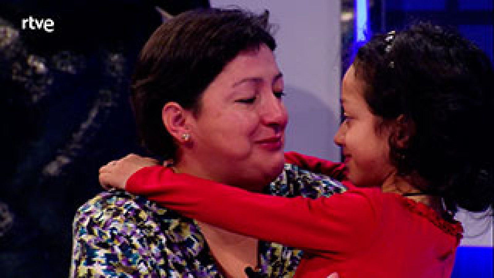  Auxi recupera su infancia tras superar 9 trasplantes