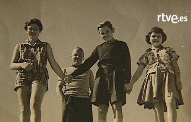  - Biografías de personas no famosas