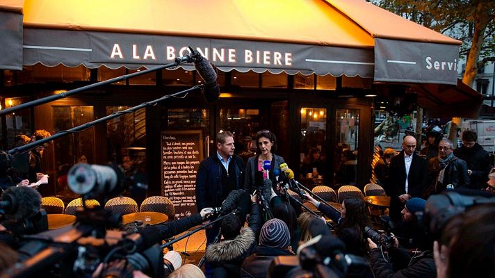 Informativo 24h - Reabre uno de los cafés que fue atacado en los atentados de París