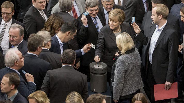 Informativo 24h - El Bundestag aprueba la misión militar alemana contra el Estado Islámico en Siria