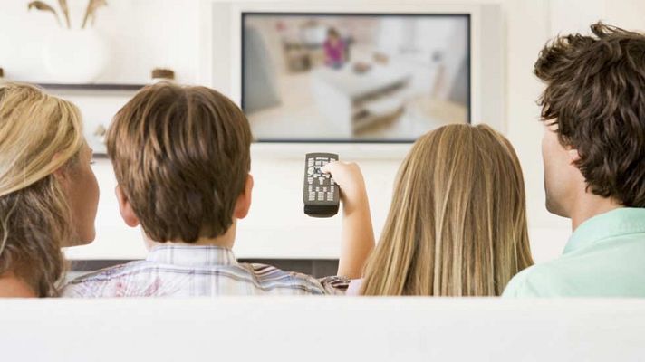 Telediario 1 - Uno de cada cuatro hogares españoles tienen ya TV de pago