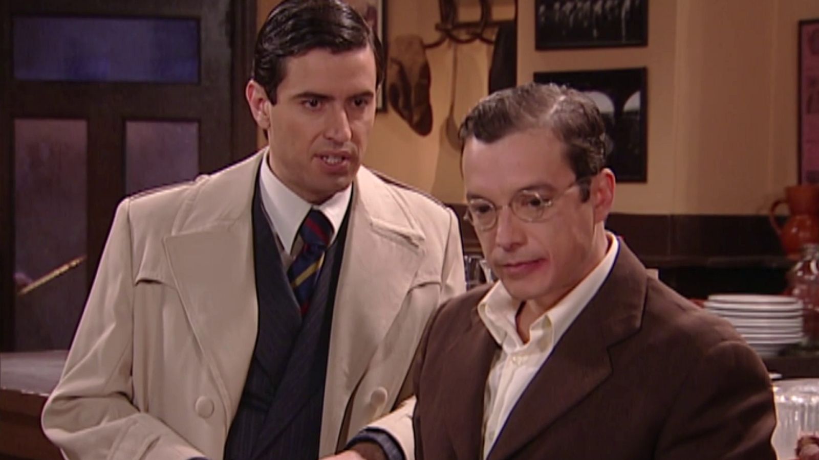 Amar en tiempos revueltos - T3 - Episodio 102 - Ver ahora