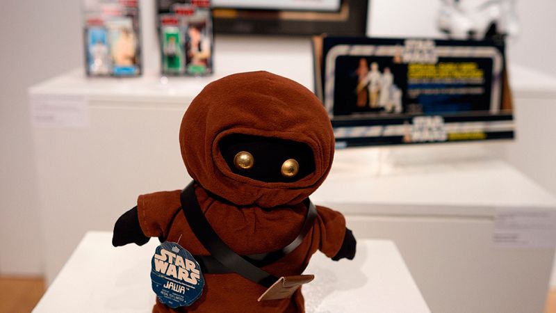 Exposiciones y subastas caldean el estreno de la nueva secuela de 'Star Wars'