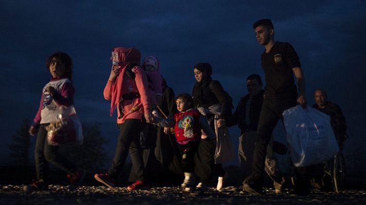 Telediario 1 - Regresaron a su país en ataúdes de cartón