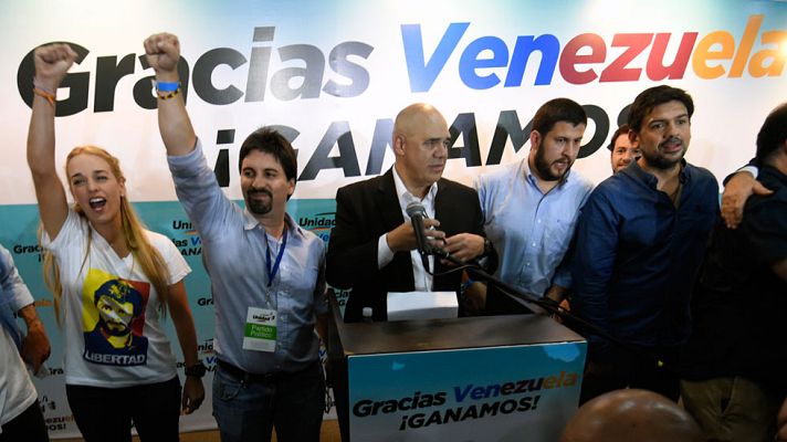 Telediario 1 - Telediario Matinal en 4' - 07/12/15