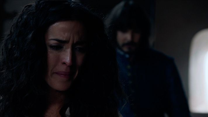 Águila Roja - "¿Te acostaste con ella?"