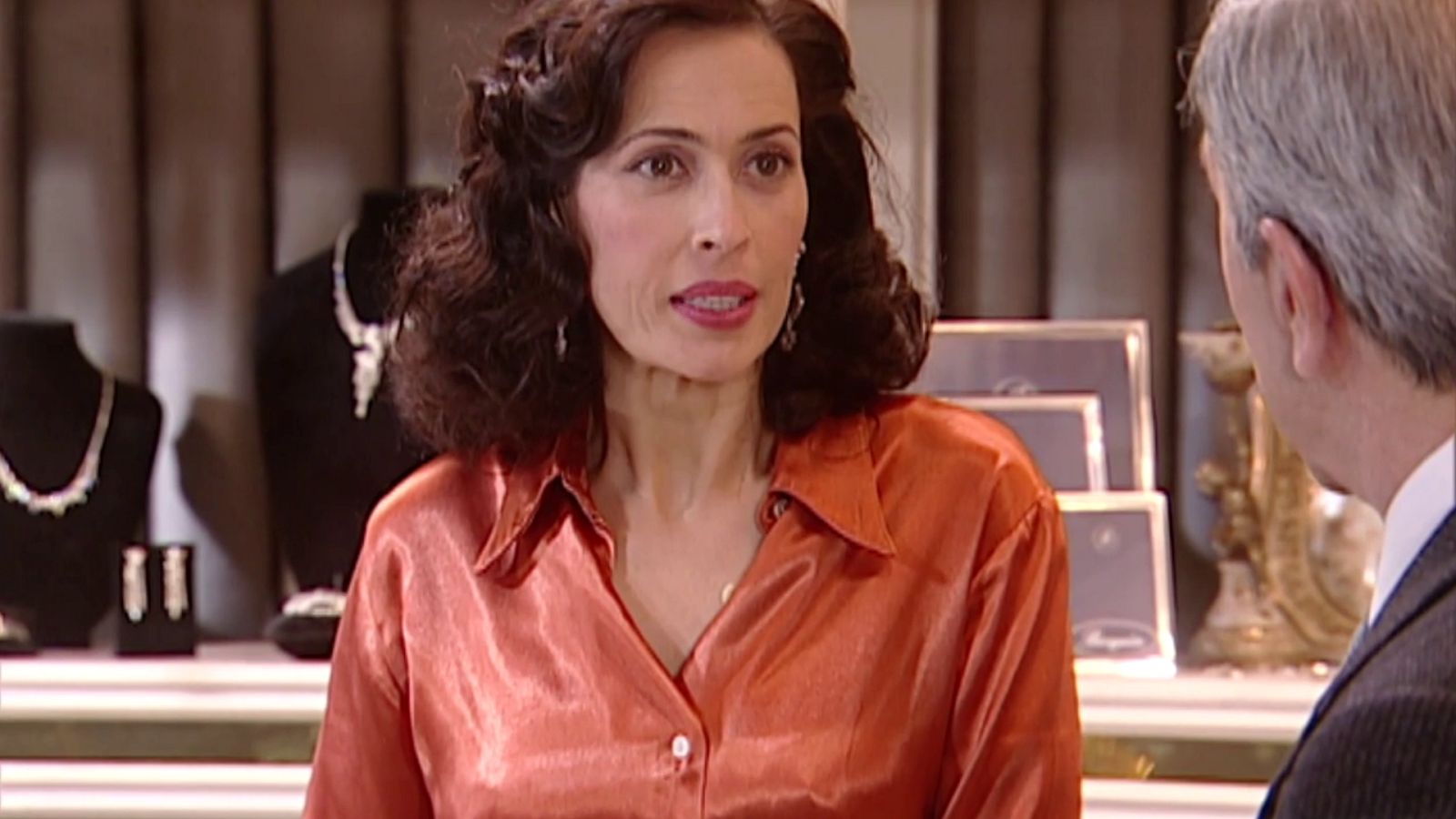 Amar en tiempos revueltos - T3 - Episodio 112 - Ver ahora