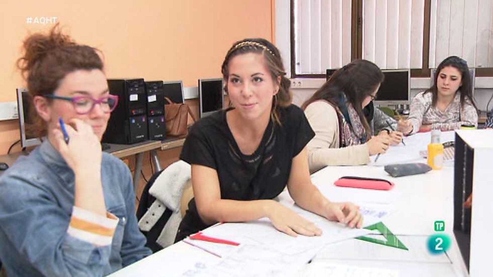 Aquí hay trabajo - 07/12/15 - ver ahora