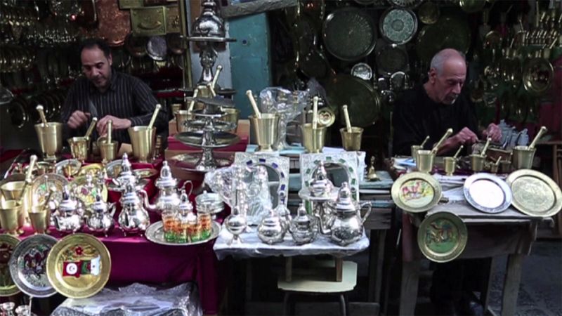 Comerciantes tunecinos, pequeña empresa, grandes esperanzas | Ver