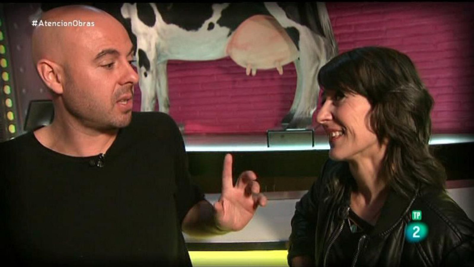 Atención Obras - De concierto con "El columpio asesino"