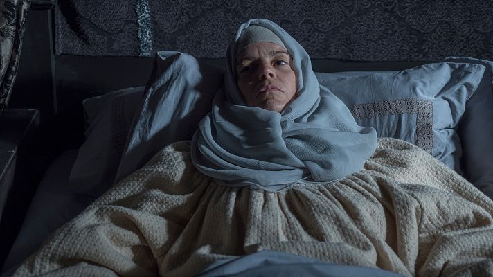 Carlos, Rey Emperador - Juana 'La Loca': "Fui de la única manera que supe ser"