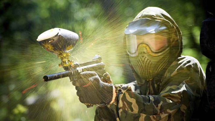 Telediario 1 - El Tribunal Supremo establece que las pistolas de 'paintball' son armas y no juguetes
