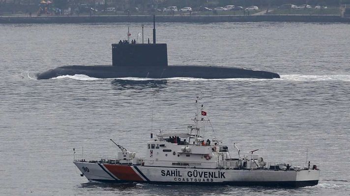 Telediario 1 - Incidente en el mar Egeo entre un barco de guerra ruso y un pesquero turco
