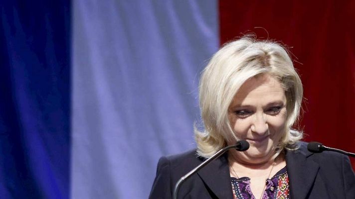 Telediario 1 - El Frente Nacional fracasa en la segunda vuelta de las elecciones regionales en Francia