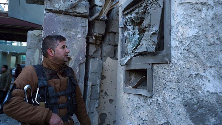 Telediario 1 - El atentado en Kabul lleva la firma de la facción de Al-Mansur, según las fuentes consultadas