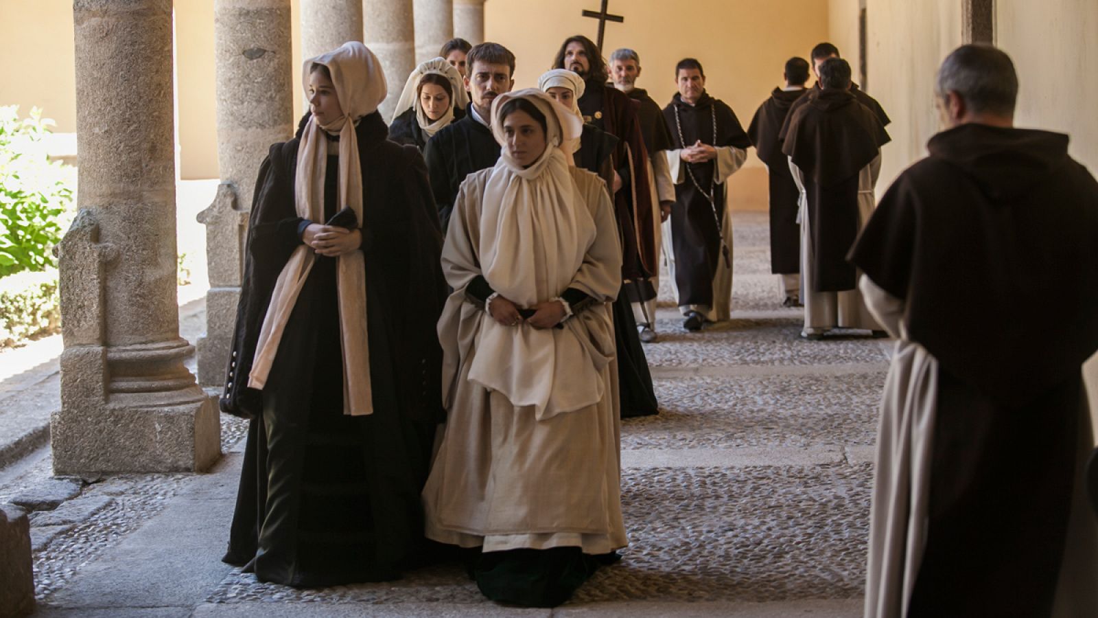 Carlos, Rey Emperador - La pena de Leonor | Ver