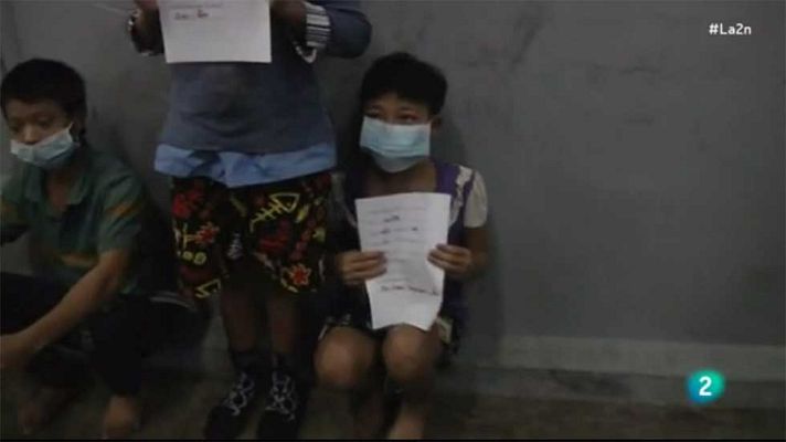 La 2 Noticias - La 2 Noticias - La esclavitud detrás de las gambas