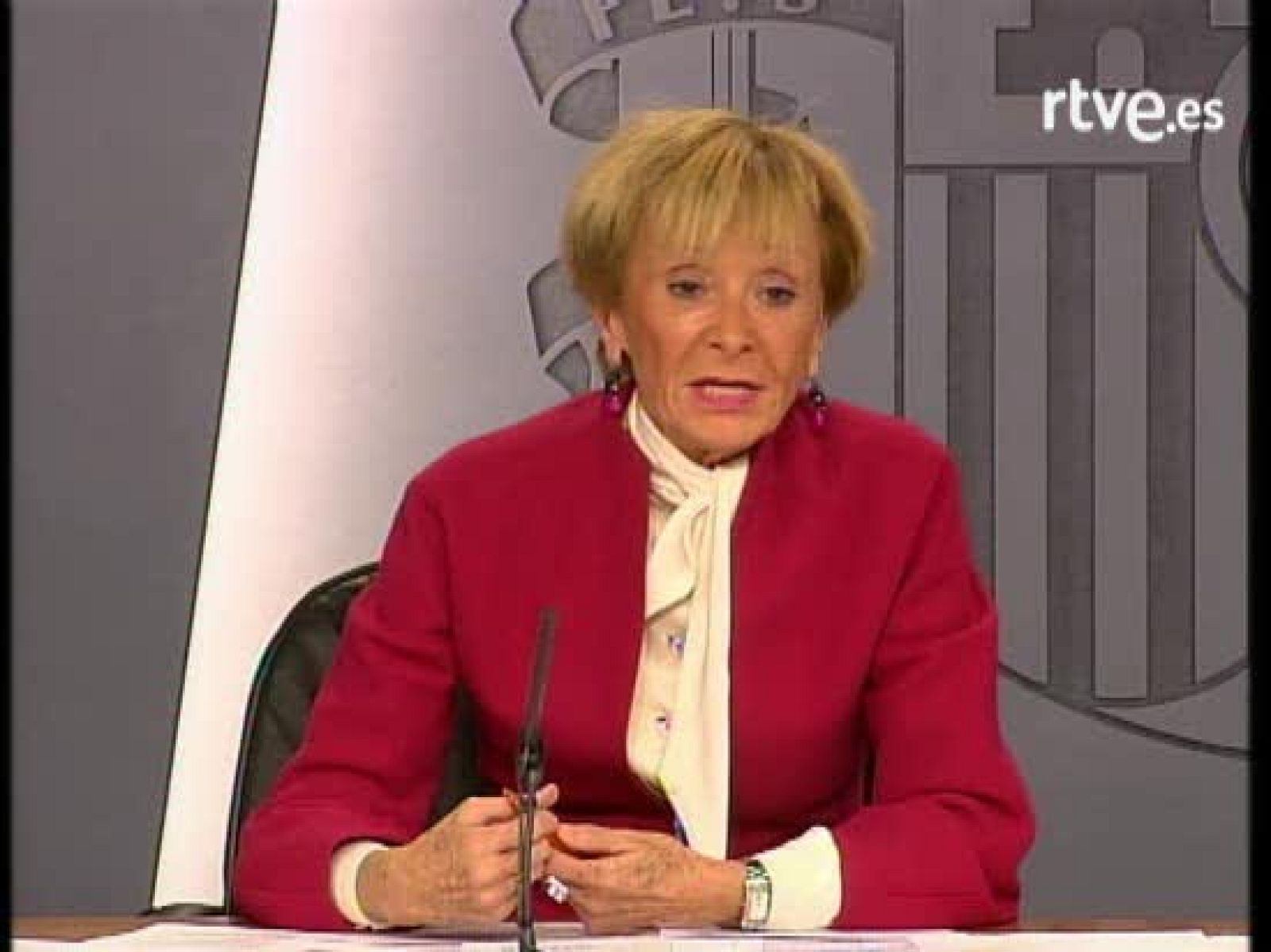 El Gobierno admite que vivimos un periodo económico complicado | Ver