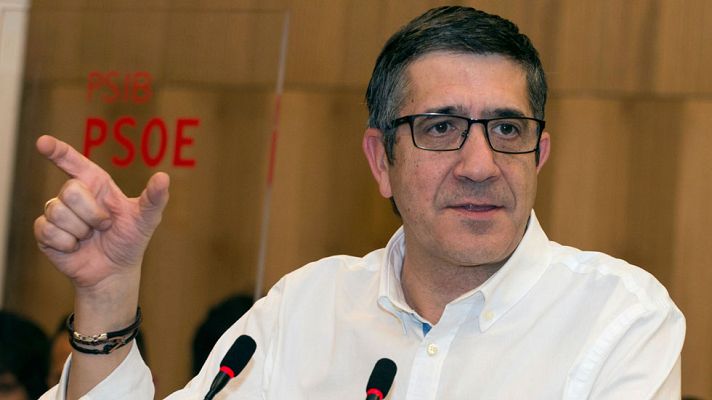 Los desayunos - Patxi López señala que la agresión a Rajoy es "absolutamente intolerable"