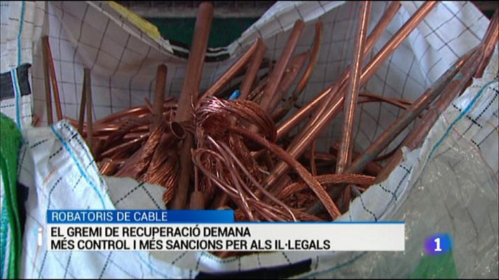 L'Informatiu - L'Informatiu en 3' - 18/12/15