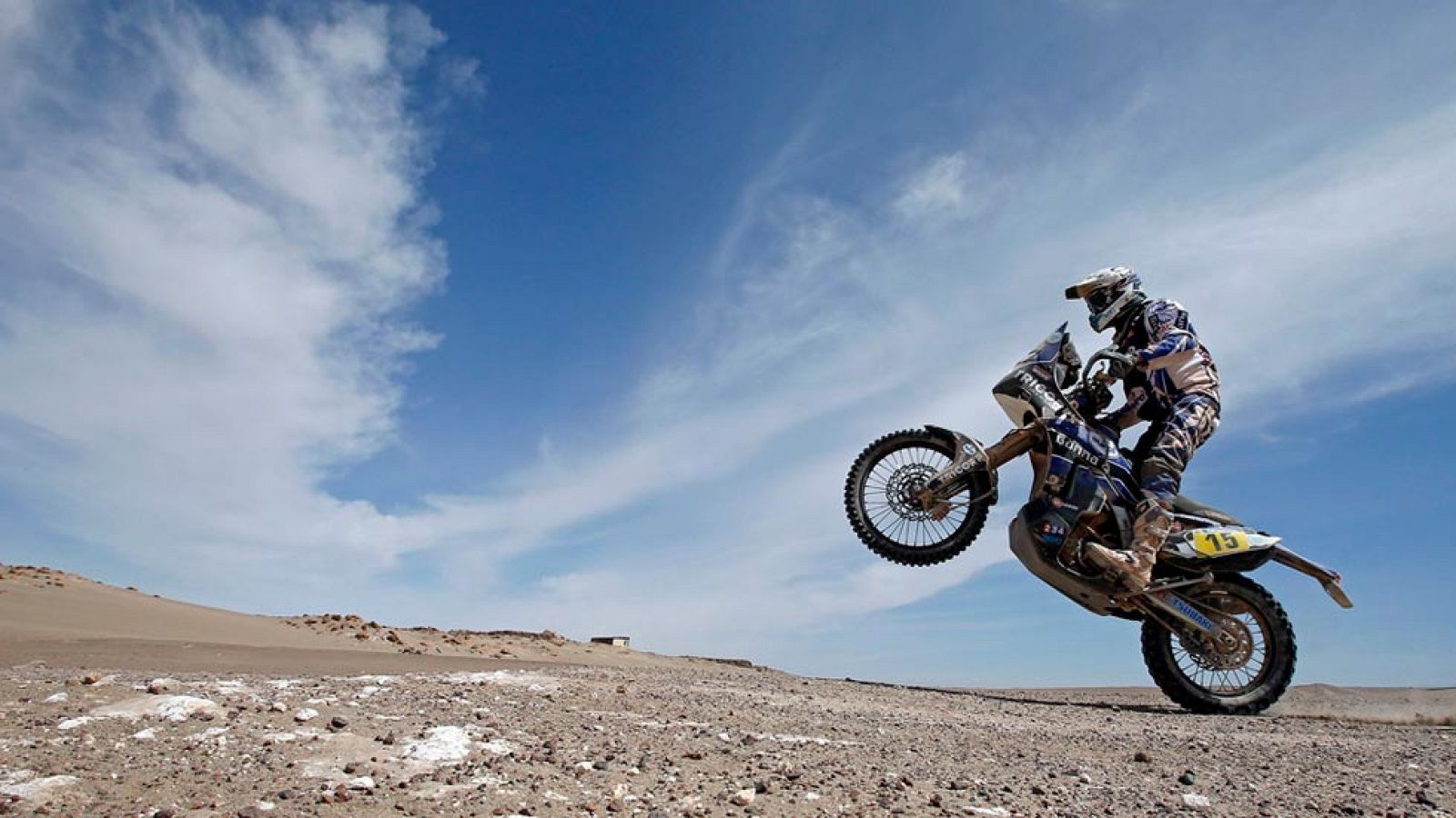 El rally Dakar arranca el próximo 3 de enero y sus protagonistas se han reunido en los estudios de San Cugat de TVE.