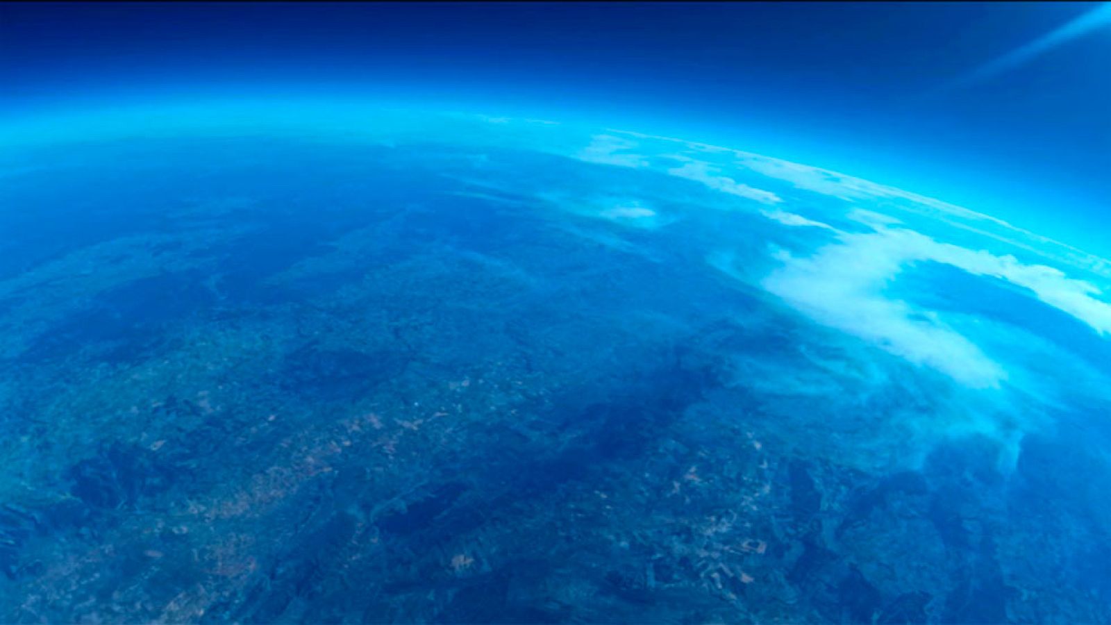 Aquí la Tierra - Lanzamos globos estratosféricos