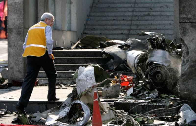 Las investigaciones preliminares apuntan a un posible fallo de los pilotos como la causa del accidente en el que murió Juan Camilo Mouriño, ministro de Gobernación de México
